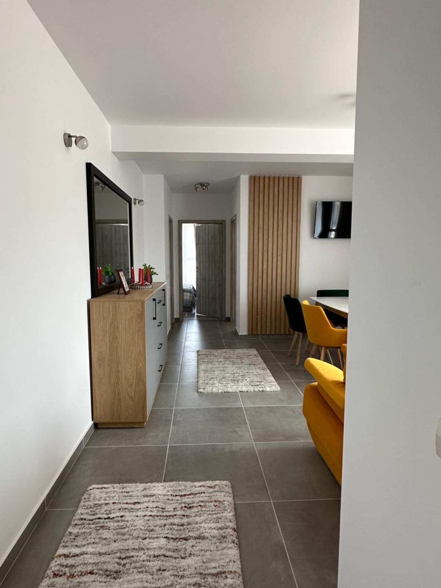 Apartamente Arinis กูรา ฮูมอรูลุย ภายนอก รูปภาพ